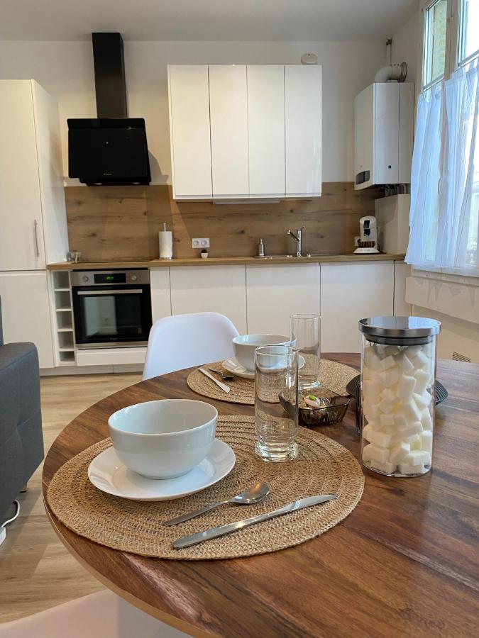 Apartment Luxueux Renove Avec Balcon & Garage *